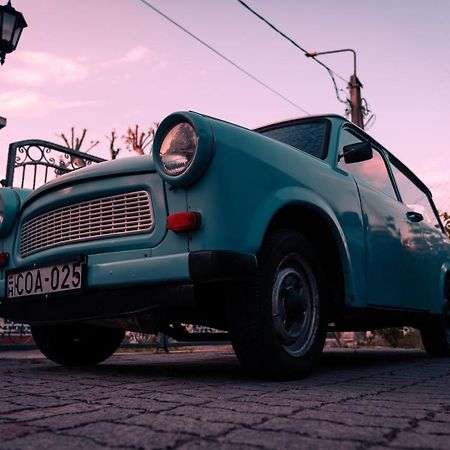 F57 - Frankó Családi Panzió Balatonlelle Exterior foto