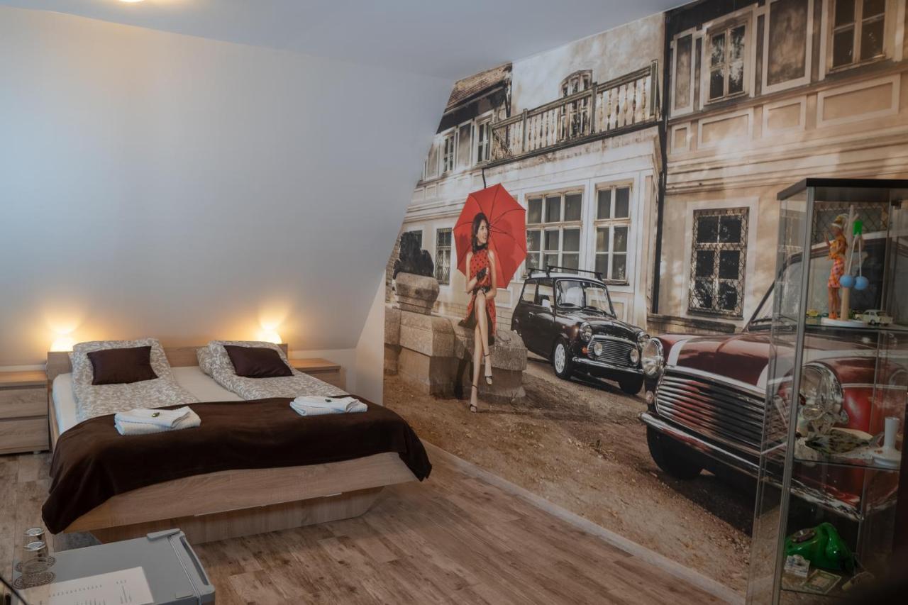 F57 - Frankó Családi Panzió Balatonlelle Exterior foto